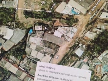 Terreno à Venda